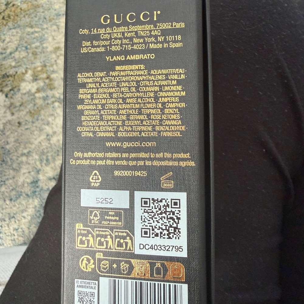 Gucci Ylang Ambre Perfume in Black and Gold - Picture 5 of 5